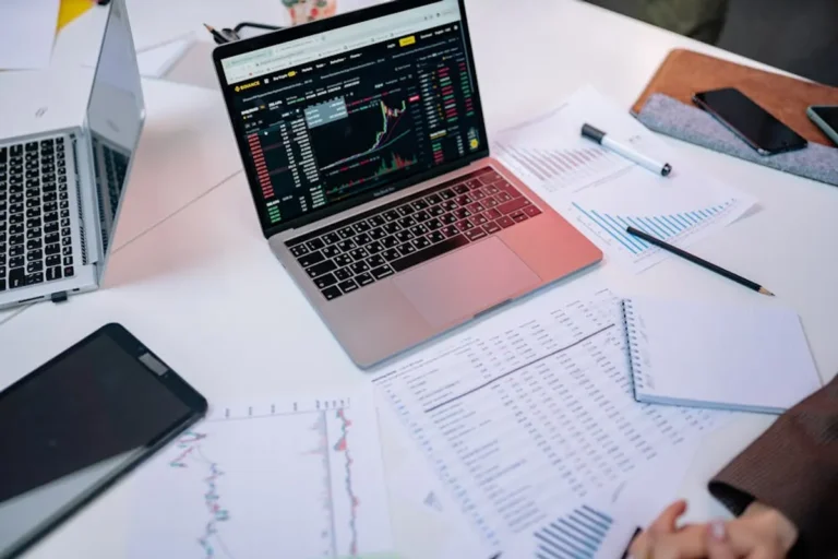 Intc stock 2026: Market Outlook, Risks, and Key Things to Watch