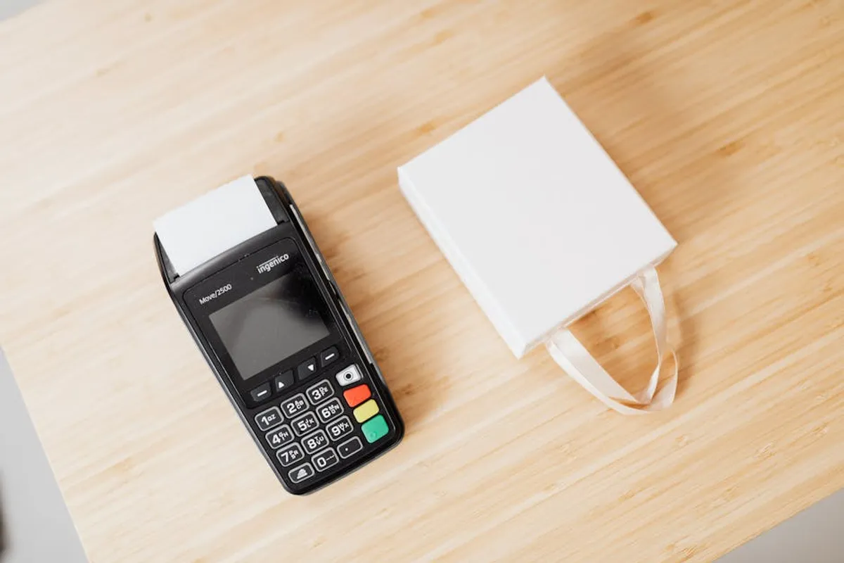 Retail Bags: Buyer Guide for Businesses